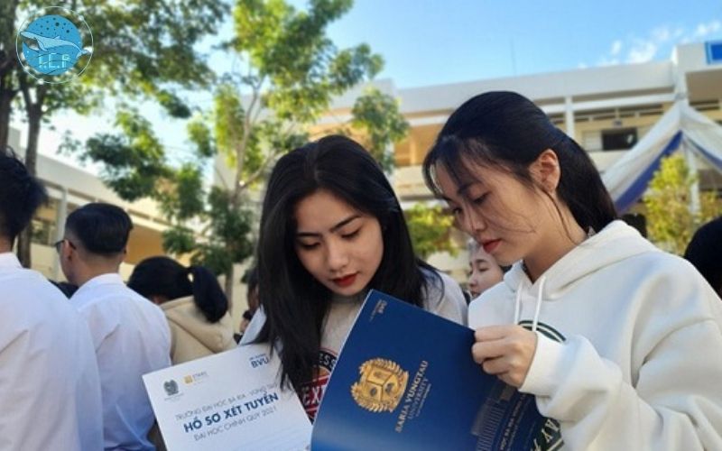 Điều kiện để các thí sinh tự do được xét học bạ