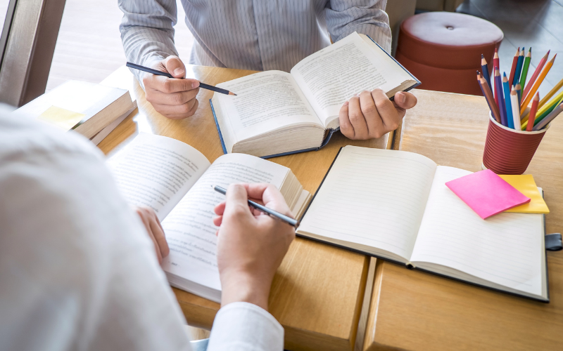 Vì sao IELTS không thể thay thế hoàn toàn điểm đánh giá tư duy