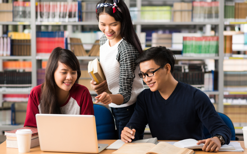 Điểm qua các trường đại học xét tuyển bằng TOEIC